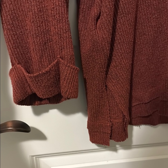 Rust Sweater - Picture 3 of 4